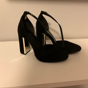 Black Close Toe Heels with Gold accents